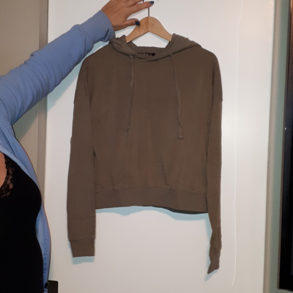Comfy cute crop